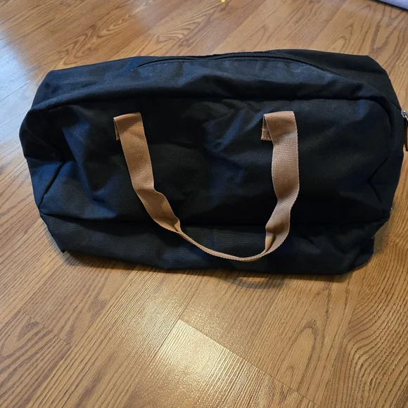DSW Weekender Duffle Bag Black Tan Separte Shoe Compartment Gym Bag Travel Bag - Picture 8 of 15